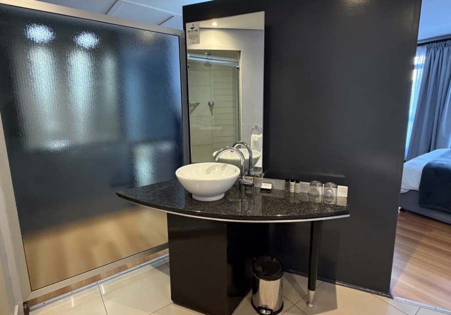 1 Bedroom Property for Sale in Century City Western Cape